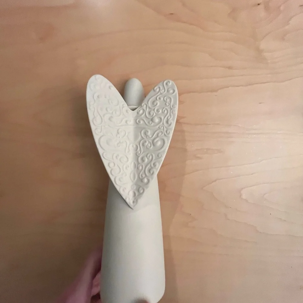PARTYLIYE (Tea Cup) Elegant Cream Angel Candle - Picture 2 of 5